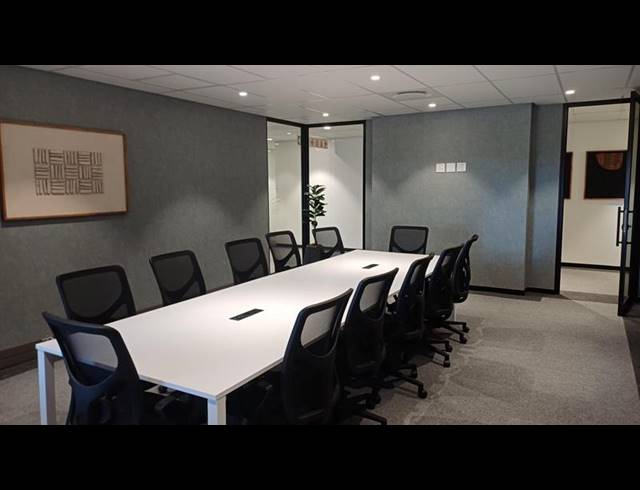 BUSINESS PROPERTY TO RENT IN DIE HOEWES